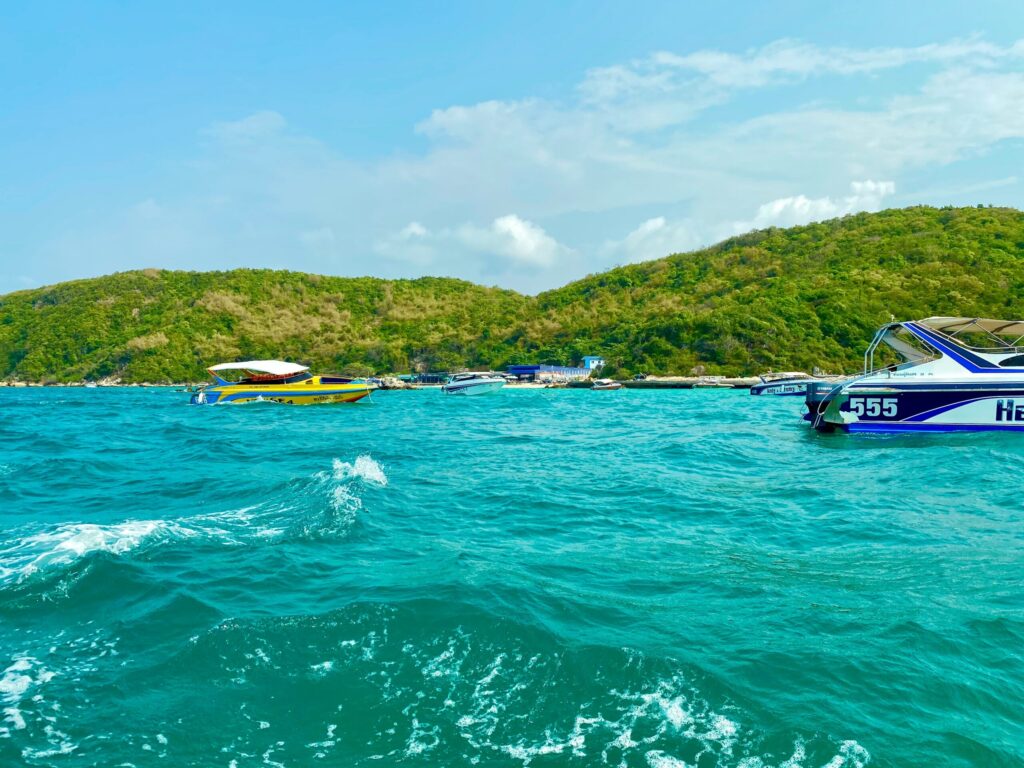 Koh Larn (Coral Island)