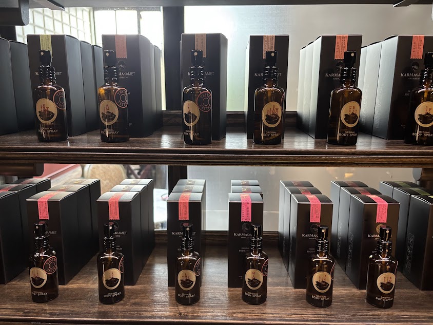 KARMAKAMET — Premium Scent Heritage from Bangkok