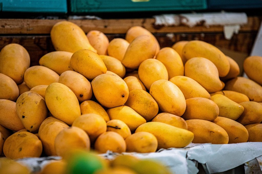 Mango: Sweet and Juicy Thai Favorite